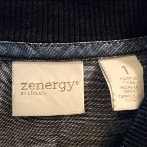 Chico’s Blue Zenergy Bomber Jacket Size 1 (Medium) - Picture 4 of 9